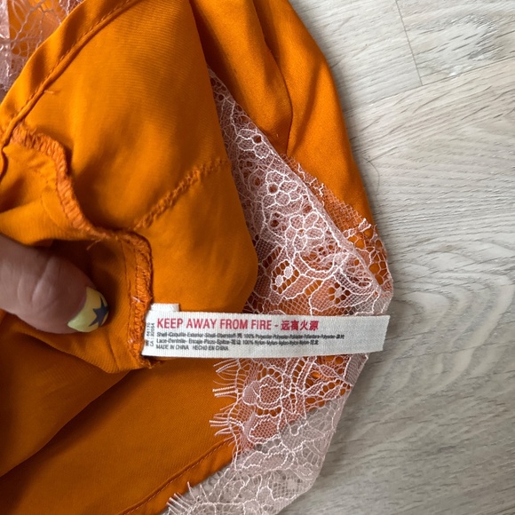 Free People Orange Lace Trim Mini Skirt Size Medium - Picture 4 of 5